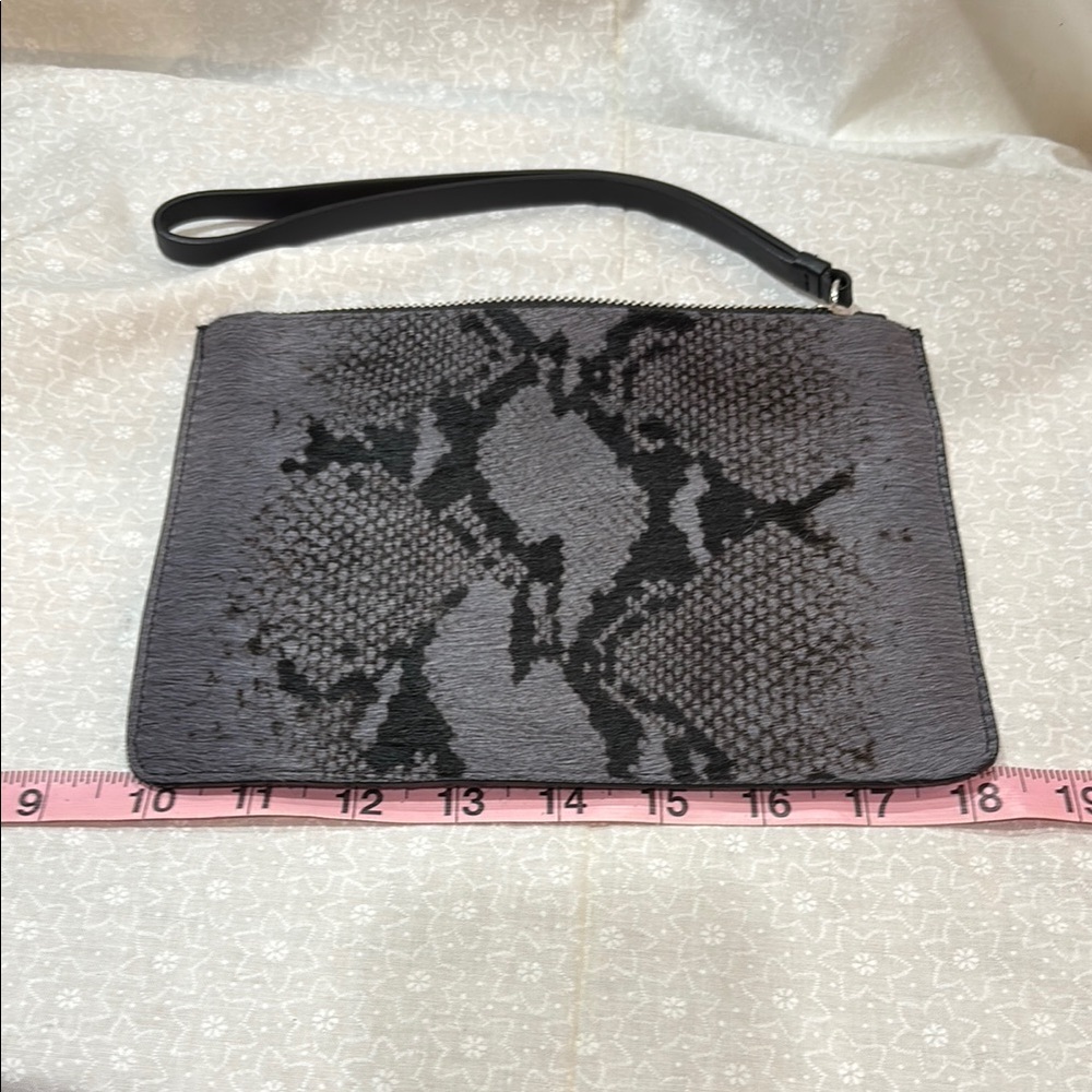 Pinto Fibbia Wristlet